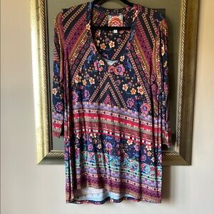 Johnny Was Cruz V Neck Swing Tunic Top Medium